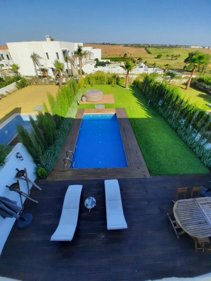 Superbe Villa Avec Piscine Plages Des Nations 拉巴特 外观 照片