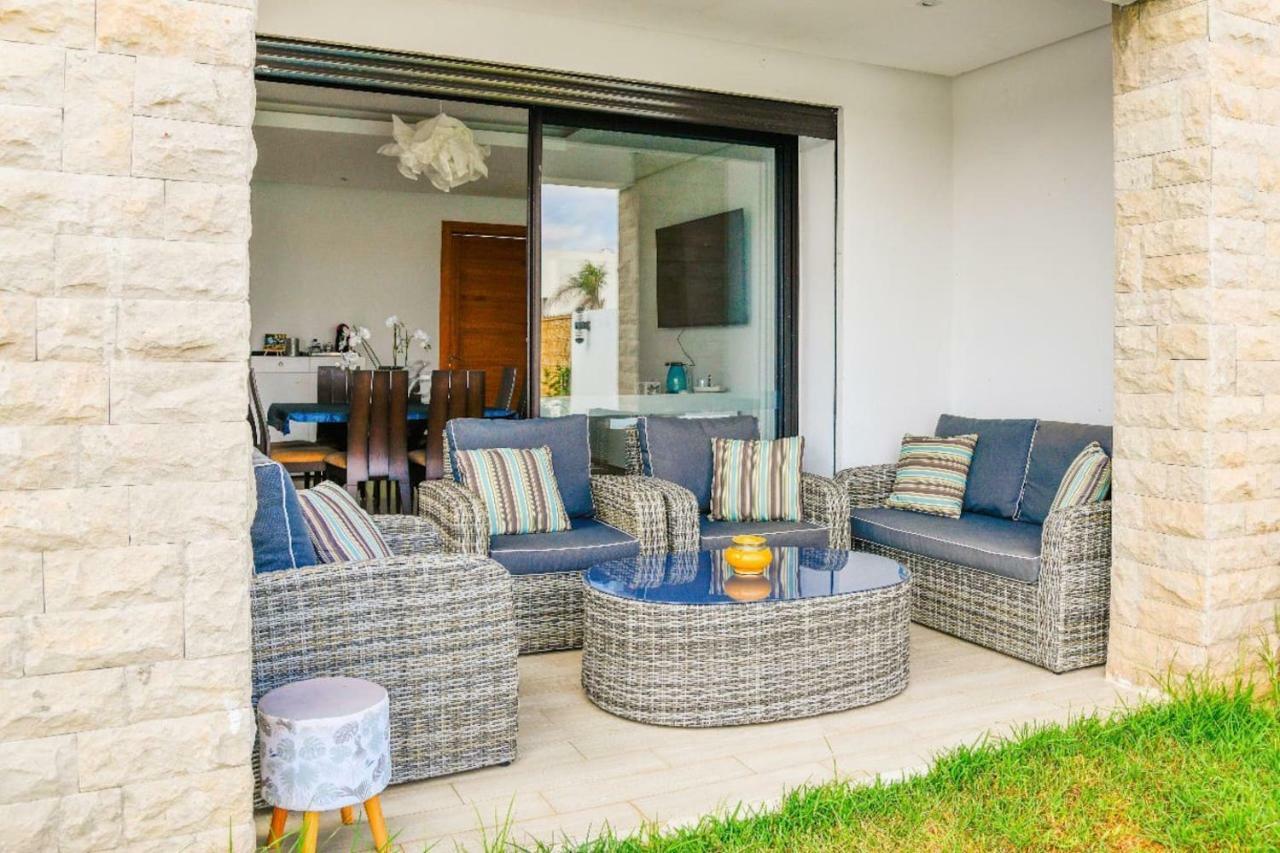 Superbe Villa Avec Piscine Plages Des Nations 拉巴特 外观 照片