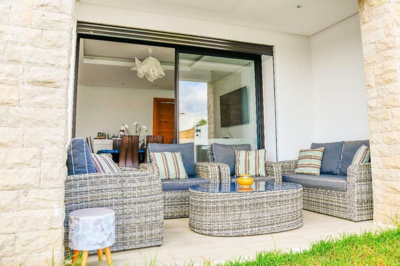 Superbe Villa Avec Piscine Plages Des Nations 拉巴特 外观 照片