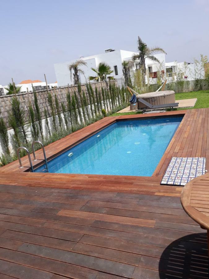 Superbe Villa Avec Piscine Plages Des Nations 拉巴特 外观 照片